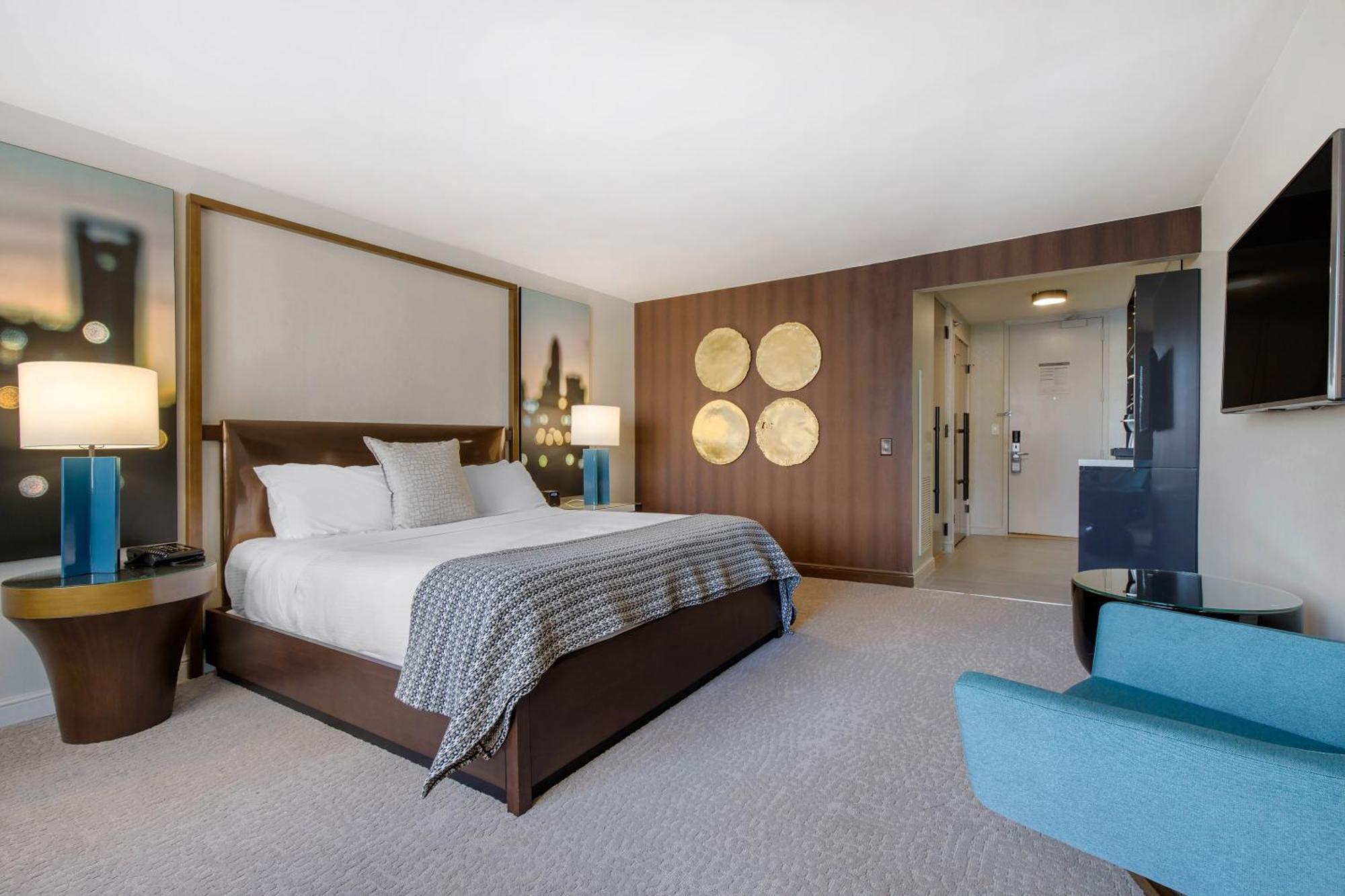 Premier Executive Room King Bed