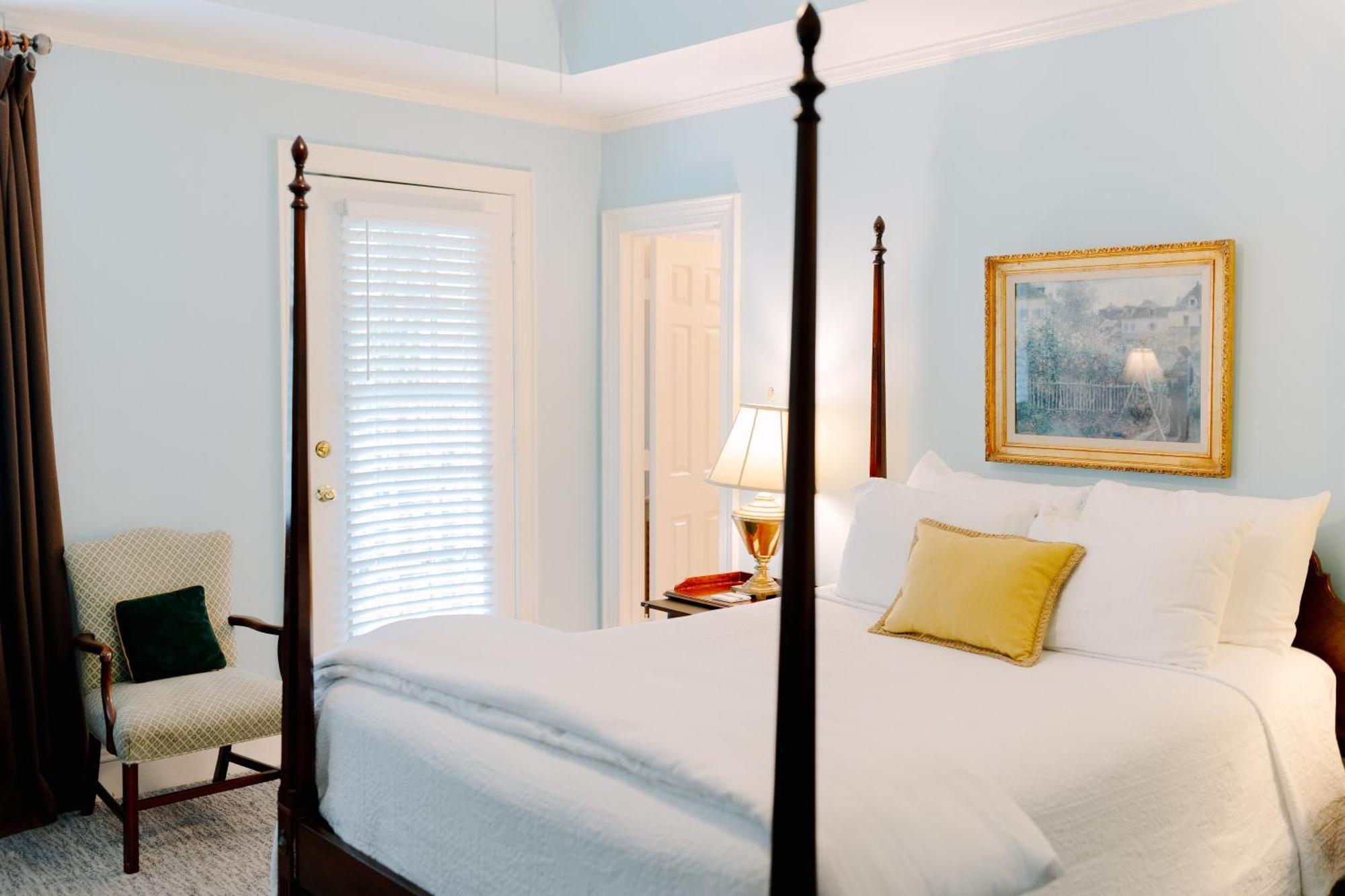 Queen Room Balcony