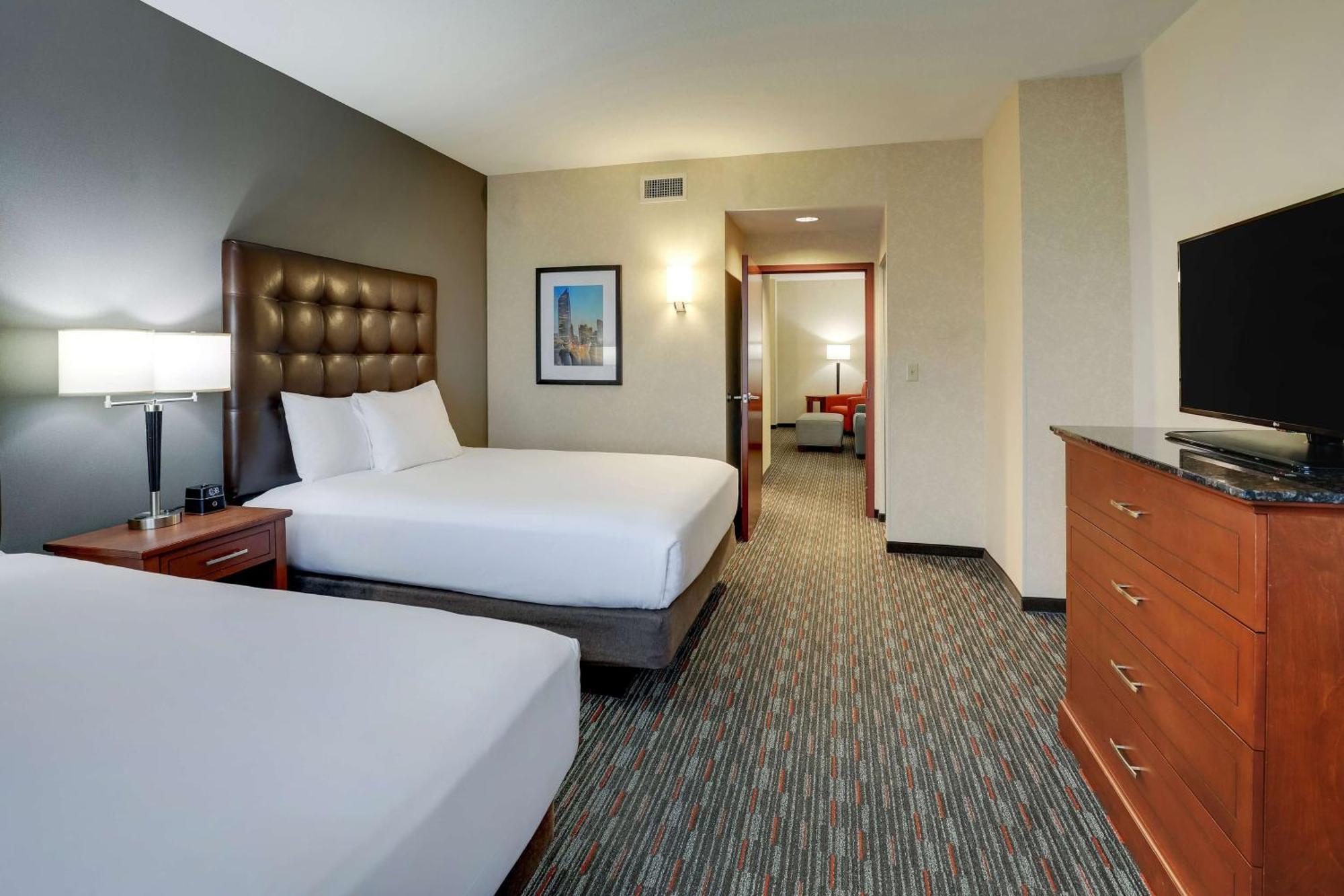 Queen Suite with Two Queen Beds