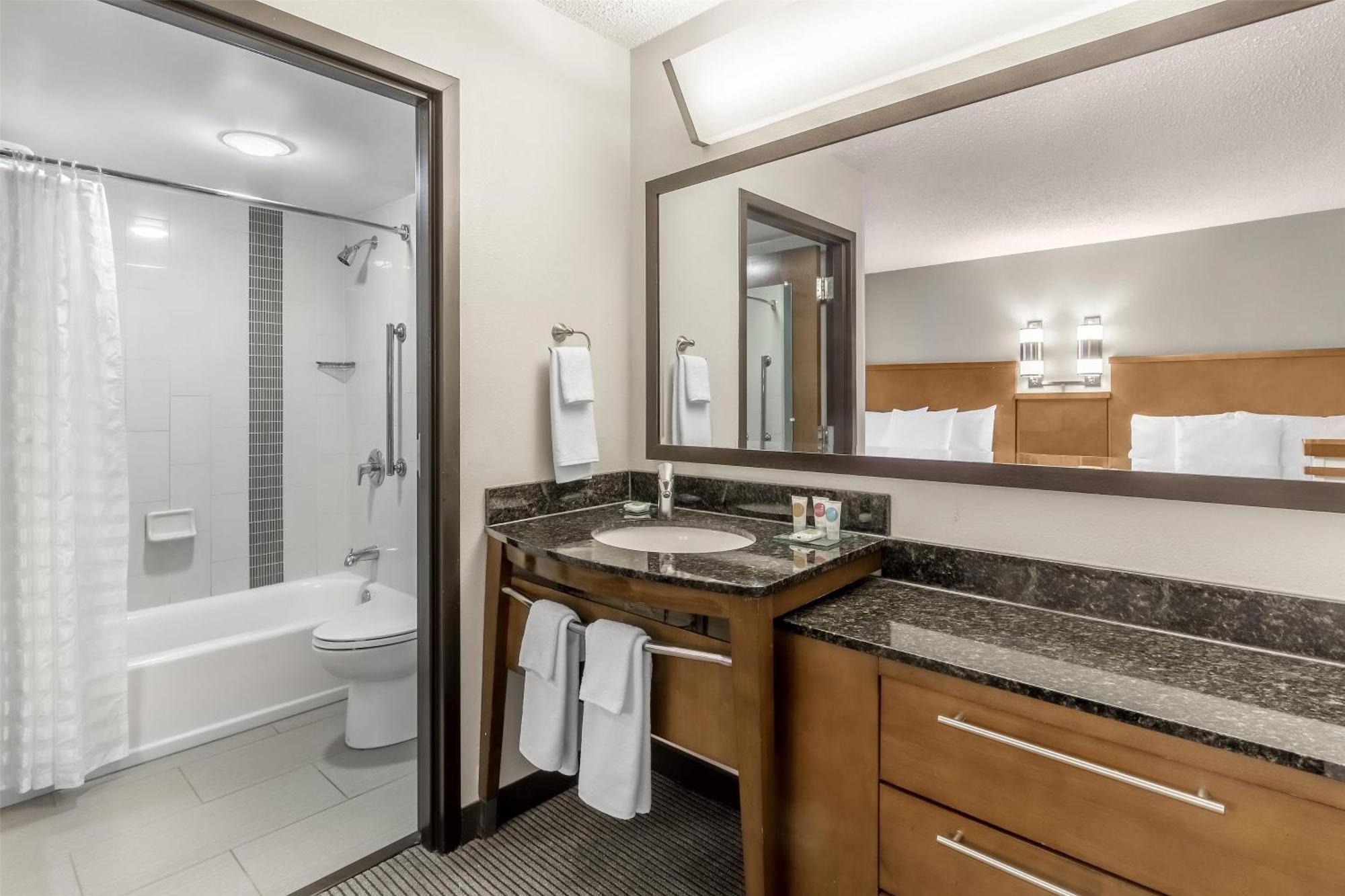 Specialty Double Room with Two Double Beds and Sofa Bed,1666649563:JPEG