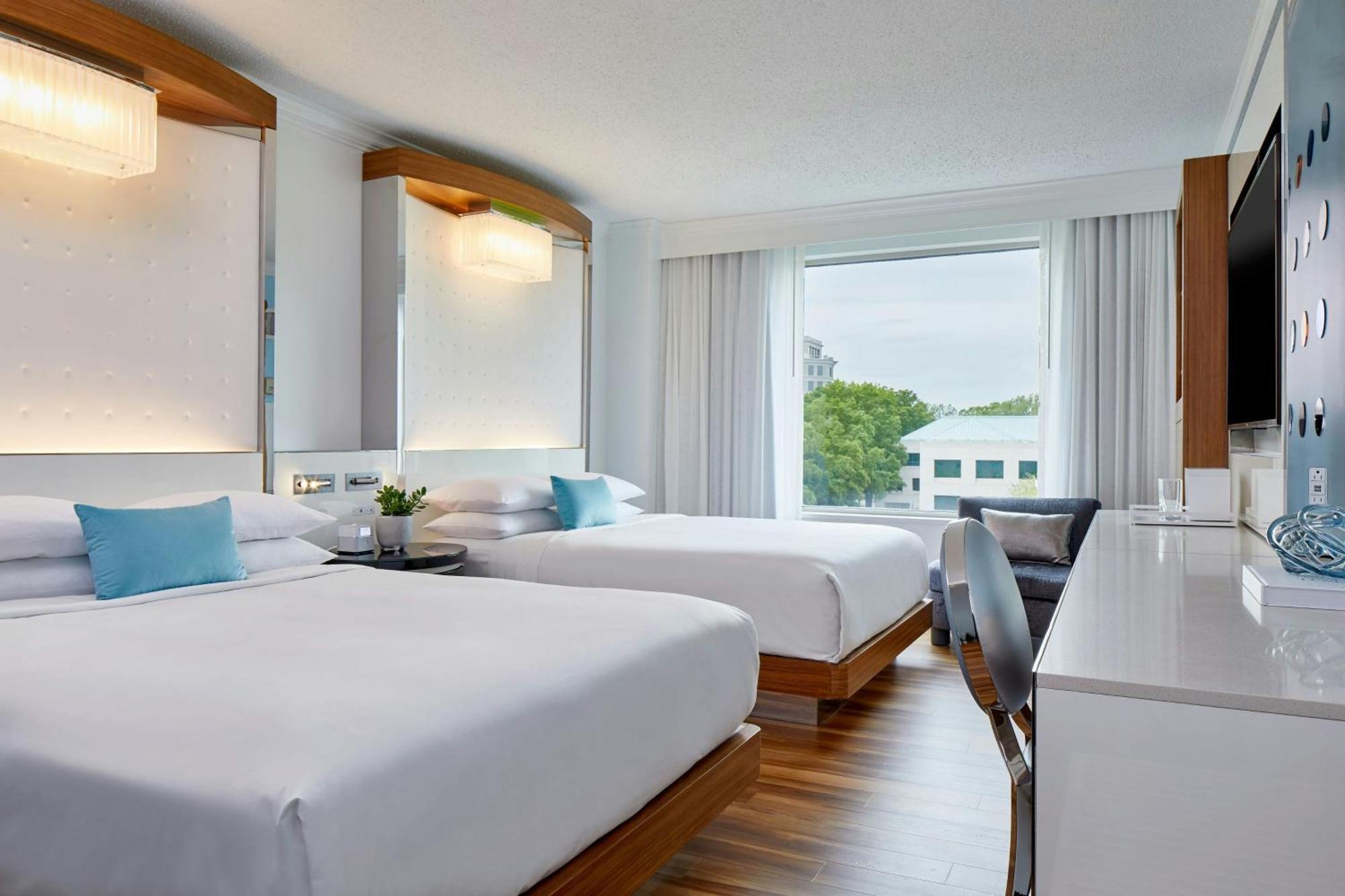 Queen Room with Two Queen Beds - Club Level,1670711412:JPEG