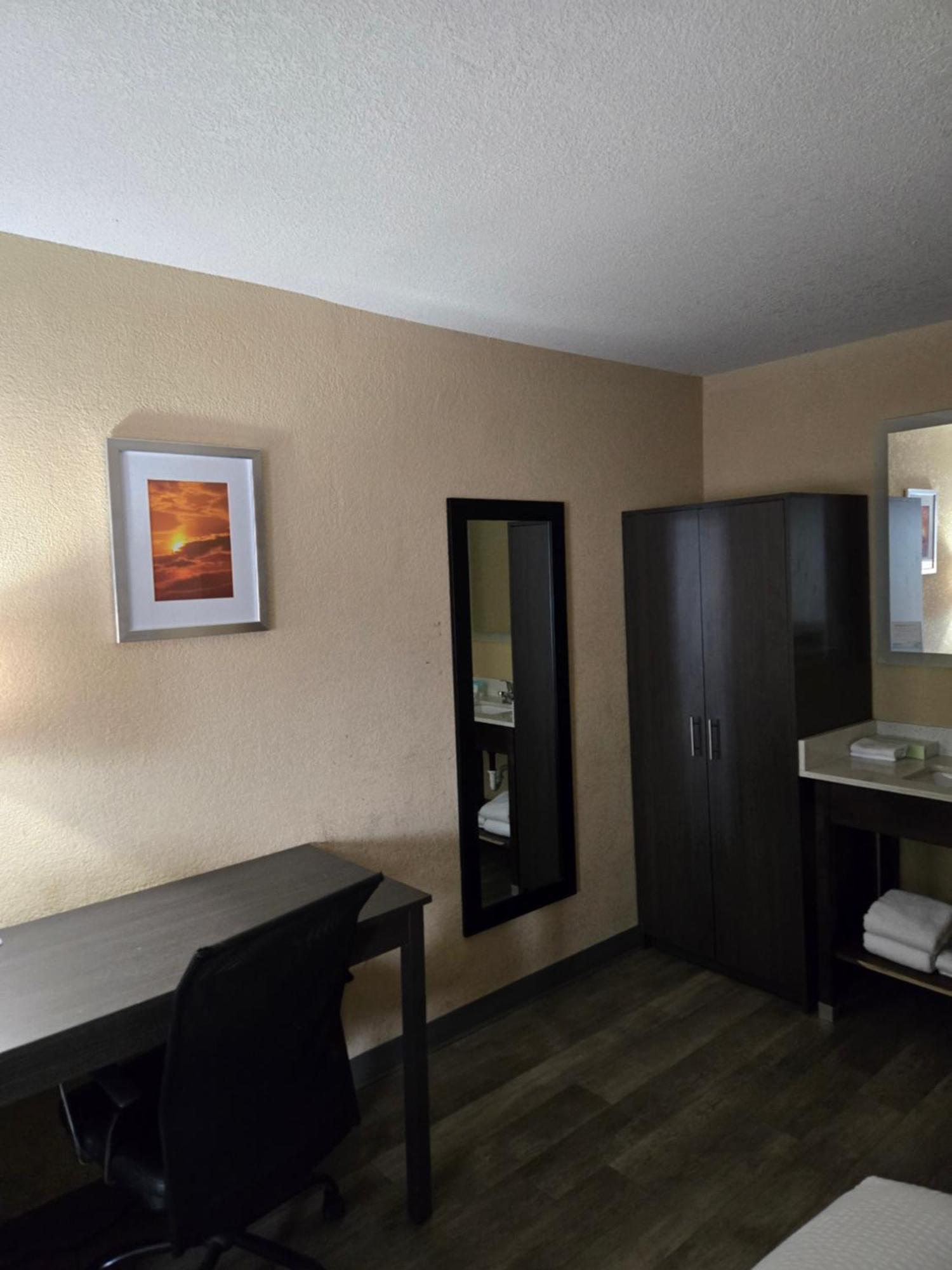 King Room Non-Smoking