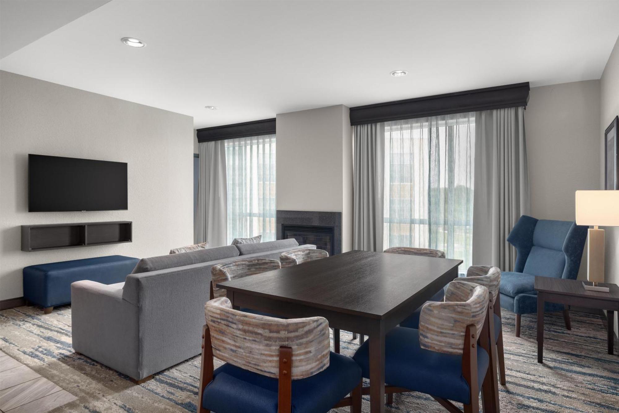 Two-Room King Suite with Fireplace,1742941231:JPEG