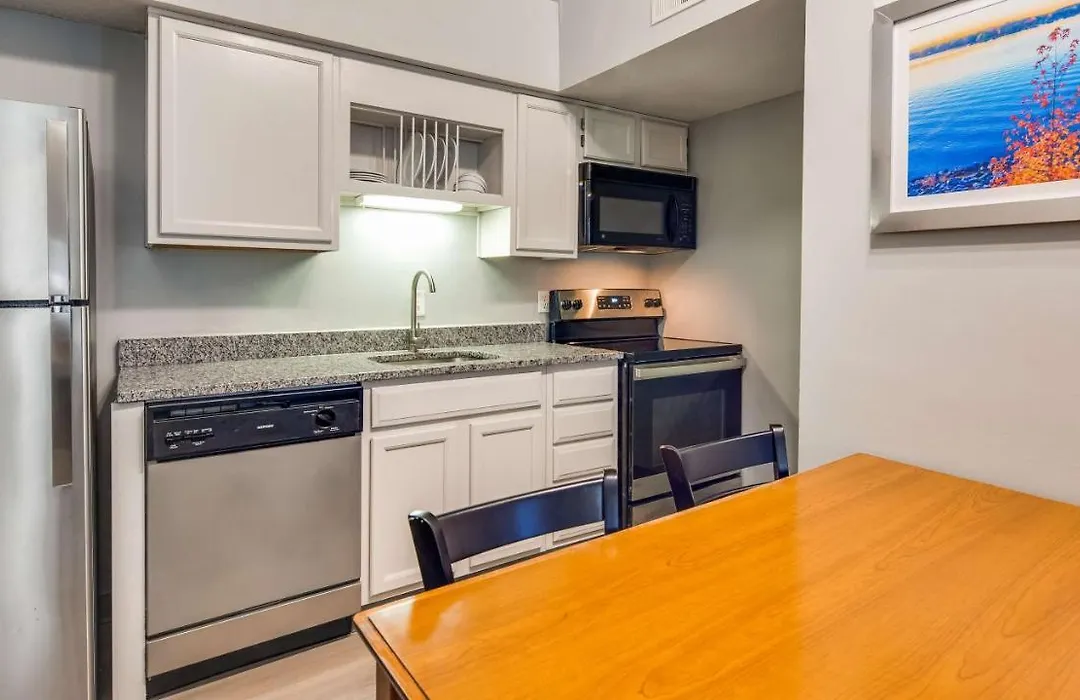 Surestay Studio By Best Western Charlotte Executive Park-1