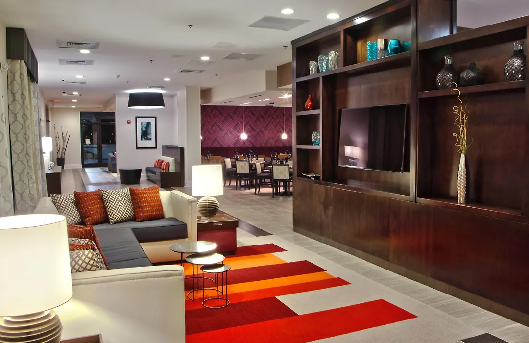 Doubletree By Hilton Charlotte Airport-1