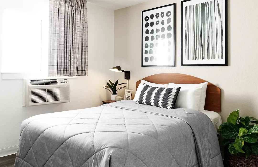 Intown Suites Extended Stay Charlotte Nc -East Independence-1