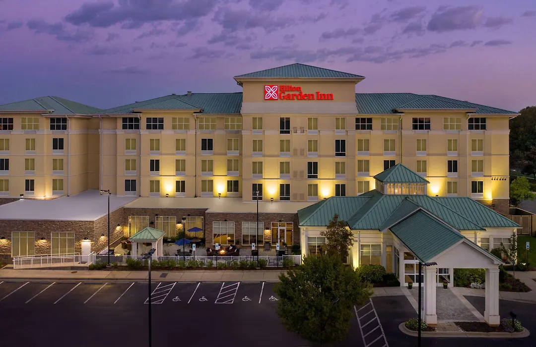 Hilton Garden Inn Charlotte Airport-1