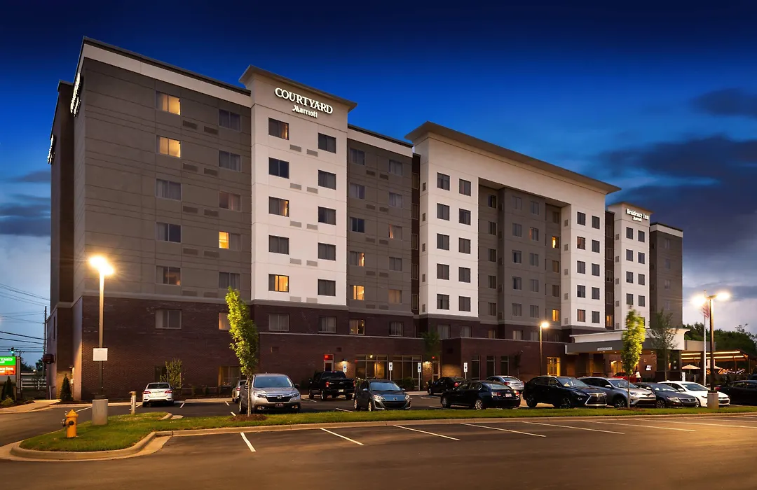 Courtyard By Marriott Charlotte Northlake-1