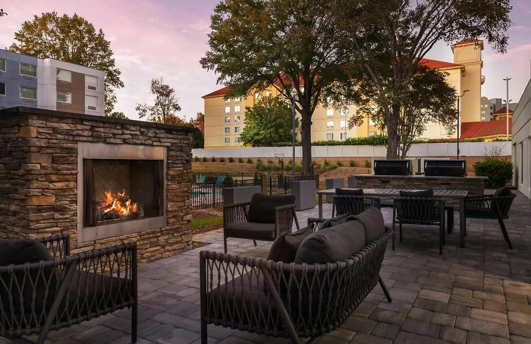 Towneplace Suites By Marriott Charlotte Loso Airport-1