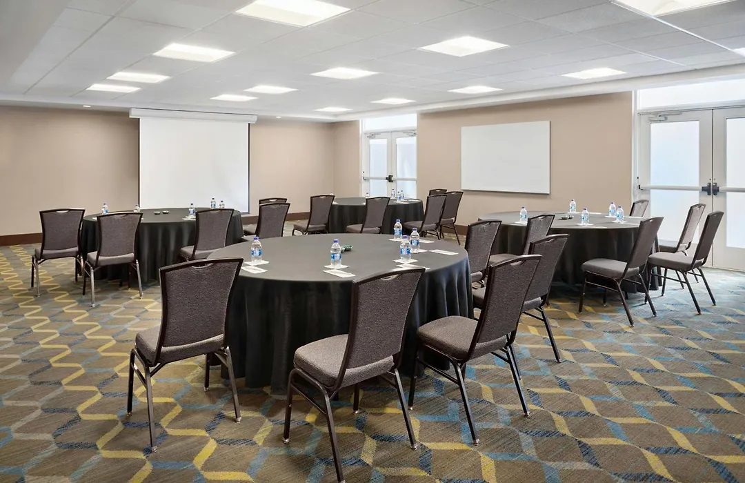 Fairfield Inn & Suites By Marriott Charlotte Airport-1