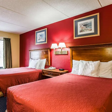 Rodeway Inn Charlotte North End-2