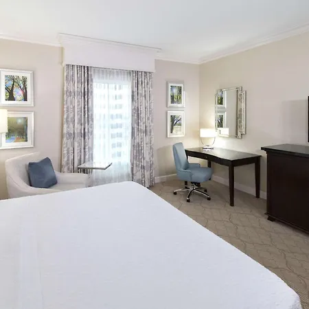 Hampton Inn & Suites South Park At Phillips Place-3