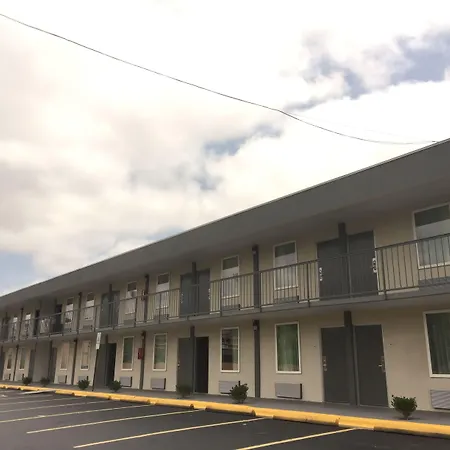 Quality Inn & Suites University Area-3
