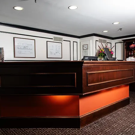 Dunhill Hotel-3