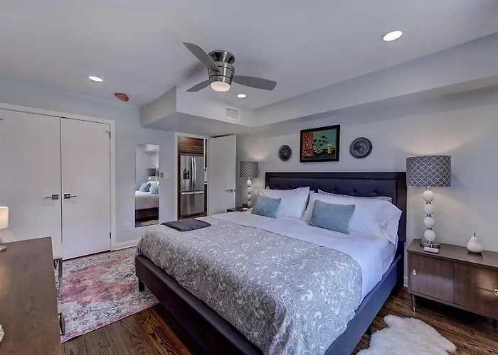 The Home Collection Clt: 510 Queens Charlotte