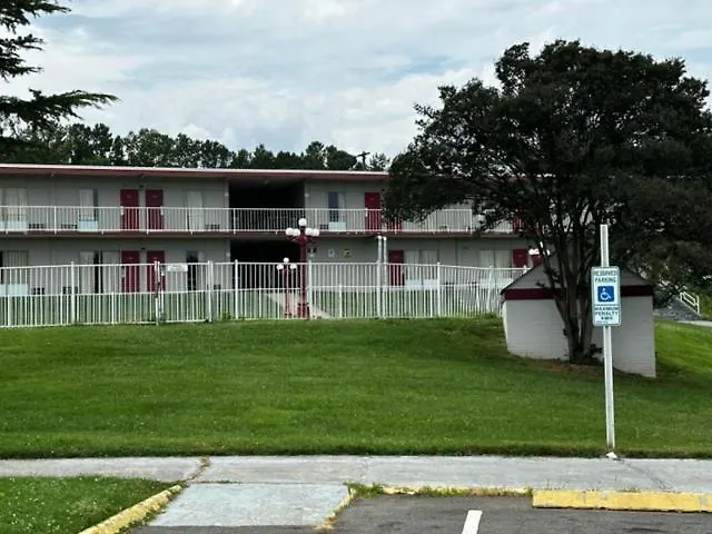Loyalty Inn Charlotte Airport