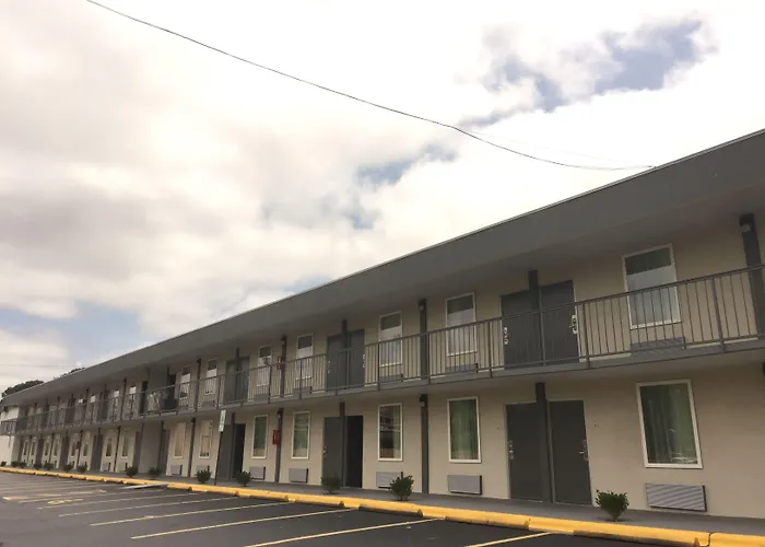 Quality Inn & Suites University Area Charlotte