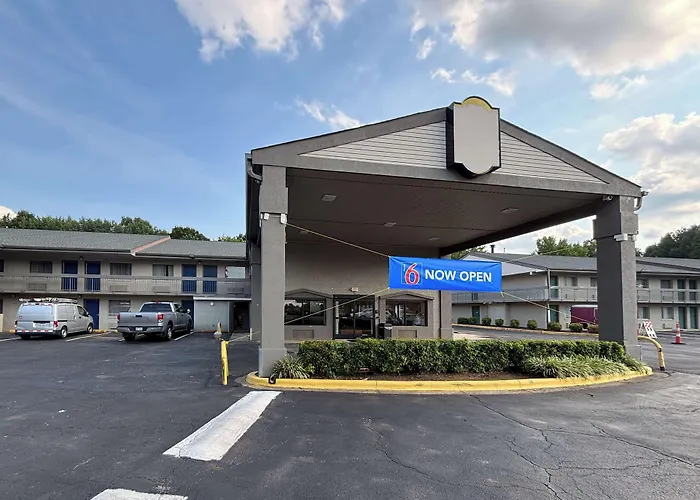 Sunset Inn Northlake Charlotte