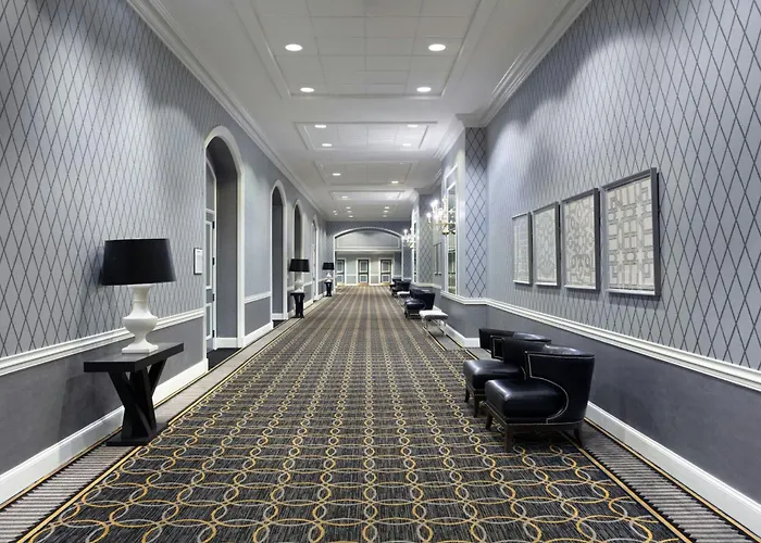 Sheraton Charlotte Hotel