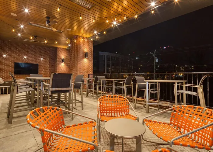 Holiday Inn Express & Suites - Charlotte - South End By Ihg