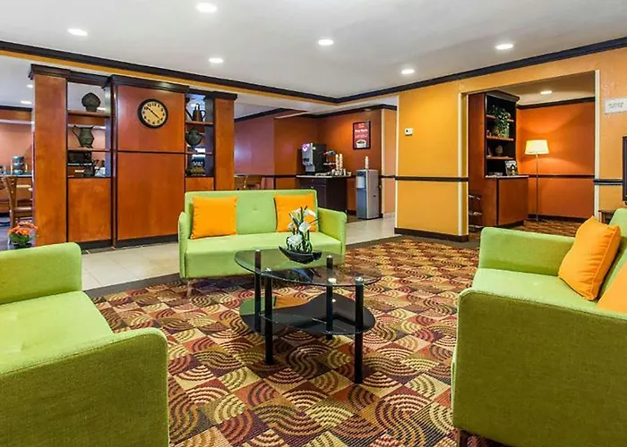 Studios & Suites 4 Less Charlotte