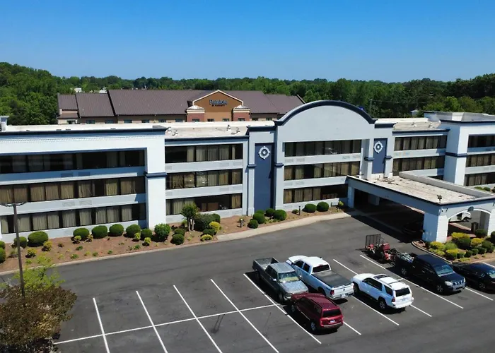 Surestay By Best Western Charlotte Matthews