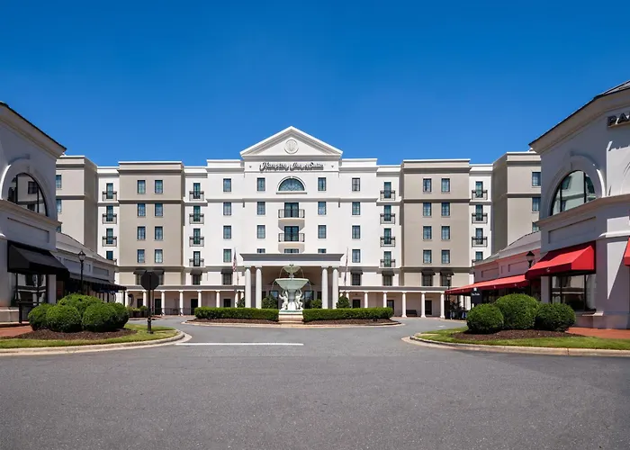 Hampton Inn & Suites South Park At Phillips Place Charlotte