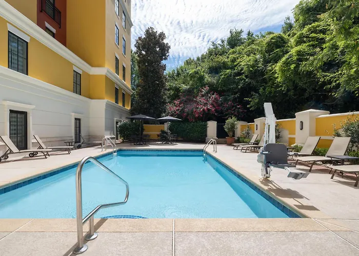 Hampton Inn & Suites South Park At Phillips Place Charlotte