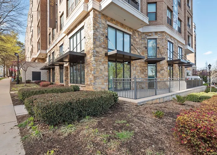 Kasa Dilworth Charlotte Aparthotel